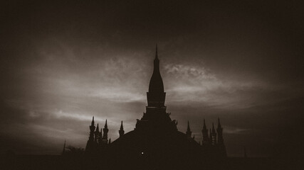 Obraz premium Pha That Luang Temple, The Golden Pagoda in VIENTIANE, Pha That Luang VIENTIANE Lao.