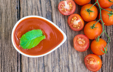 fresh tomato and basil