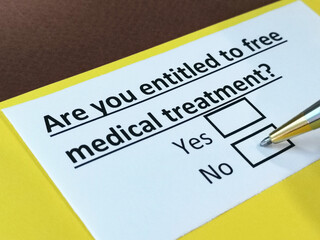 Obraz premium One person is answering question about free medical treatment.