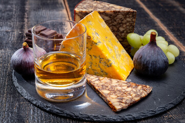 Tasting of Irish blended whiskey and cheeses from Ireland and UK