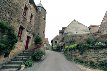 Fototapeta na wymiar narrow streets in a small medieval city in Burgundy, France