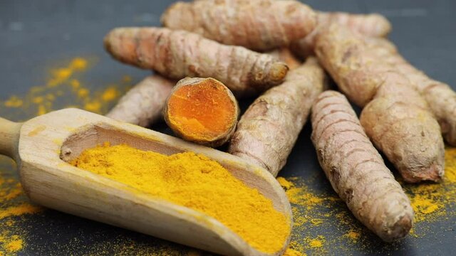 Turmeric Powder and Roots 