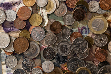 many coins dollar euro ruble yuan franc yen pound zloty rupee crowns