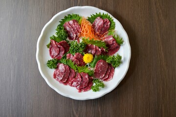 馬刺し