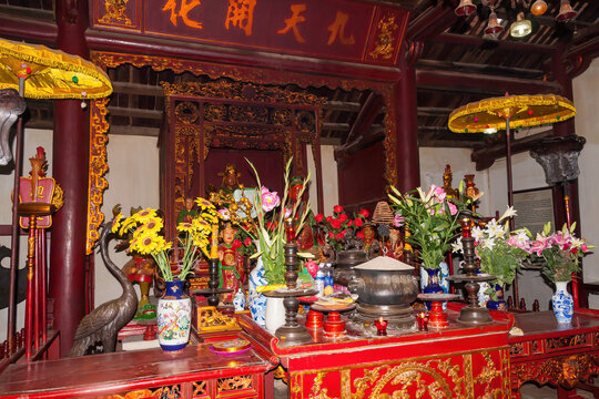 The main altar with offerings in the Moon Contemplation Pavilion (Dac Nguyet) of the Temple of the Jade Mountain, Hanoi