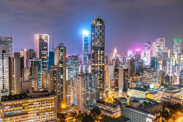 Fototapeta premium The amazing night and sunset view of cityscape and skyscrapers in Hong-Kong