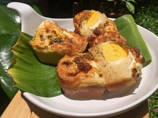 Eggs chesses breads cup cake