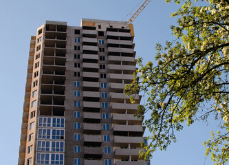 the construction of a new multi-storey building