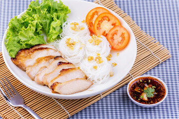 Grilled pork slice with noodles