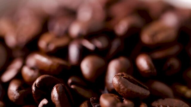 Preparando granos de caf&eacute;
