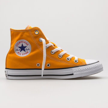 Converse Shoes Images – Browse 22,968 Stock Photos, Vectors, and Video |  Adobe Stock