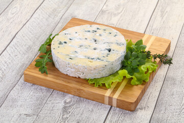 Round blue cheese