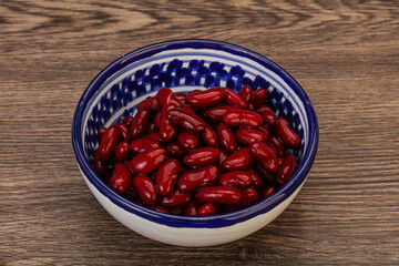 Red baked kidney in the bowl
