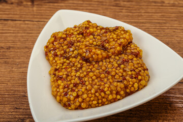 Dijon mustard sauce with seeds