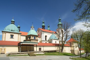 Fototapeta na wymiar Place of pilgrimage Kalwaria Zebrzydowska. Basilica of St. Mary. Poland. 