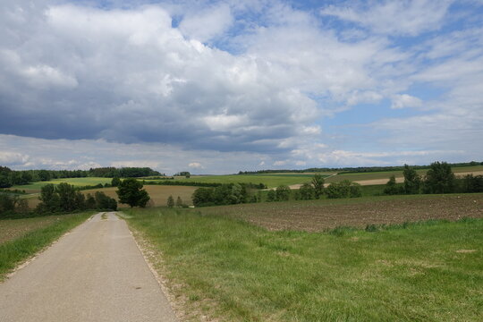 Sch&ouml;ne Wolkenformation mi Sonne und Licht