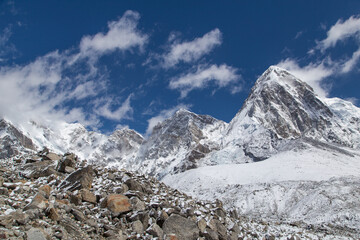Obraz premium View on the mountain Pumori in Everest region - Himalayas, Nepal