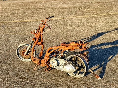 Old bike scooty shop