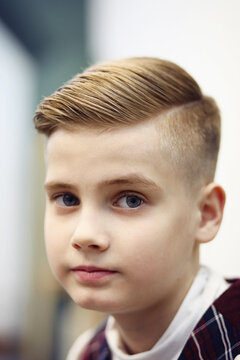 Kids Hair Cut Images – Browse 112,525 Stock Photos, Vectors, and Video |  Adobe Stock