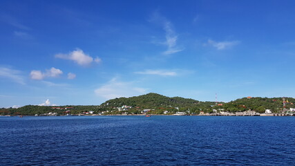 Obraz premium tropical beach and blue sky