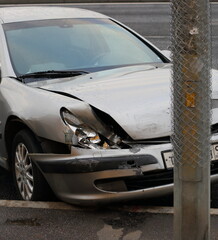 Fototapeta premium gray car after the accident