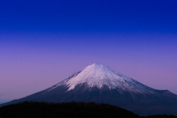 晩秋の富士山(11月)