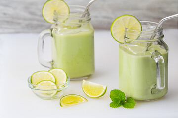 Avocado and Banana Smoothie