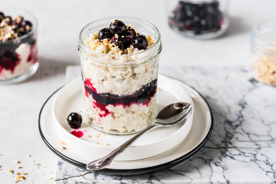 Oat Porridge in a Jar with Blackcurrant