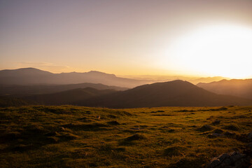 Obraz premium sunset in the mountains in Urkiola, basque country