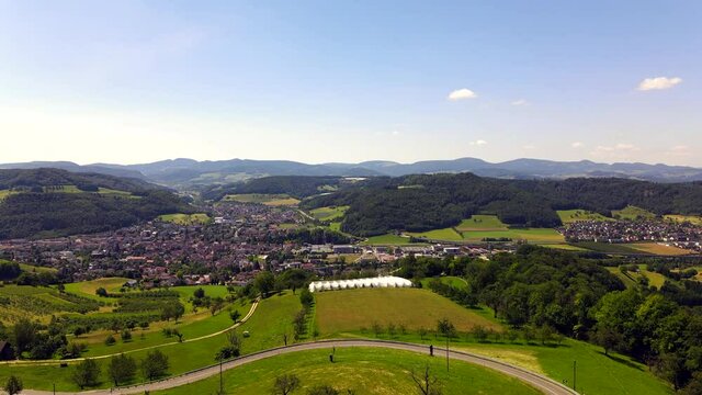 Aufstieg bei Sissach im Kanton Basel-Land, Schweiz