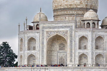 Fototapeta na wymiar Taj Mahal from Yamuna river, Agra, India