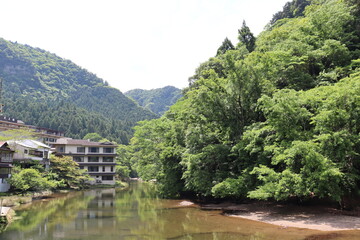 Fototapeta na wymiar 日本の山奥の景色