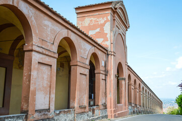 Fototapeta premium The arcades of San Luca in Bologna, Italy