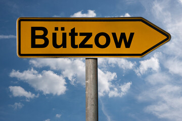 Obraz premium Wegweiser Bützow