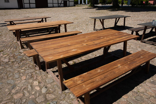 Ola Picnic Bench With Texture