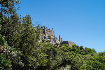 Fototapeta na wymiar ruins of the castle of Montferrand Sud de france