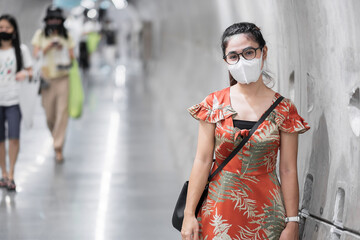 young Asian girl wearing Surgical face mask protect coronavirus inflection, Happy tourist woman ...