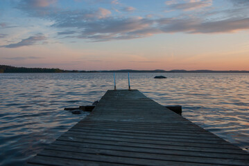 Fototapeta na wymiar Sunset on the lake in Finland