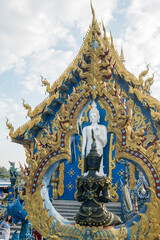 Fototapeta na wymiar THAILAND CHIANG RAI BLUE TEMPLE