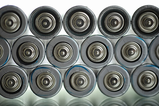 Batteries of different sizes. Caring for the environment. Disposal of used batteries. Zero waste.