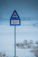 Norweski znak ostrzegawczy specjalnego przeznaczenia Uwaga na pokrywę lodową - obrazy, fototapety, plakaty