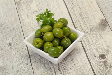 Green Campo Real olives in the bowl