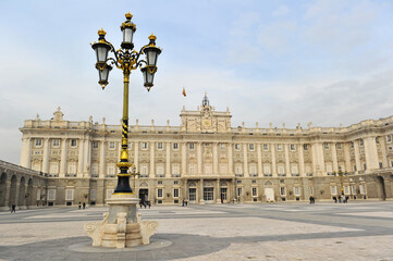 Fototapeta na wymiar Spain king palace and large park around it