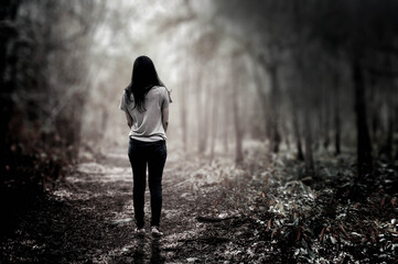 Fototapeta premium silhouette of a girl