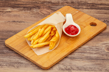 French Fry with tomato sauce
