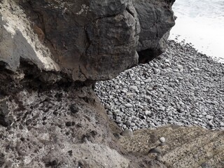 Una playa de piedra 