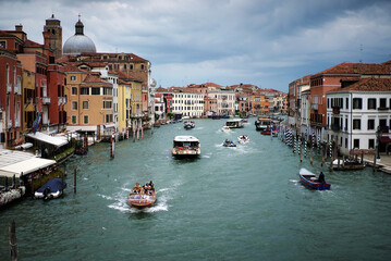Fototapeta na wymiar View of the Grand Canal in the afternoon in Venice. Italy.