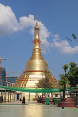 Fototapeta premium Pagode Botataung à Yangon, Myanmar