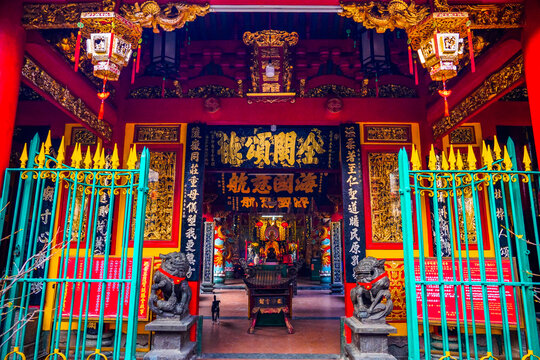 On Lang Temple (Hoi quan On Lang pagoda or Quan Am temple) or Ong Lao Temple - One of Vietnamese Chinese temple at Ho Chi Minh City (Saigon), Vietnam