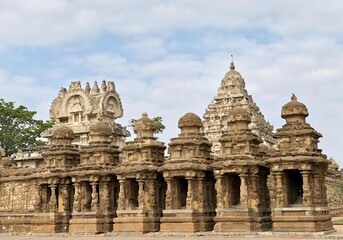 Fototapeta premium The Kanchi Kailasanathar temple in Kancheepuram. It is one of the oldest structure built by Narasimhavarman-II during 700AD in Pallava architecture style.